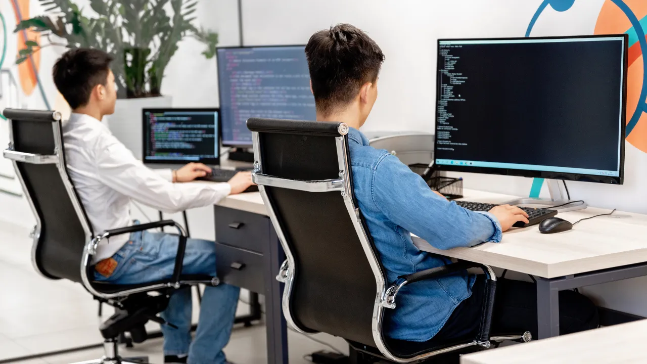 The Importance of Employee Monitoring Software for Tracking Remote Workers' Computer Activity