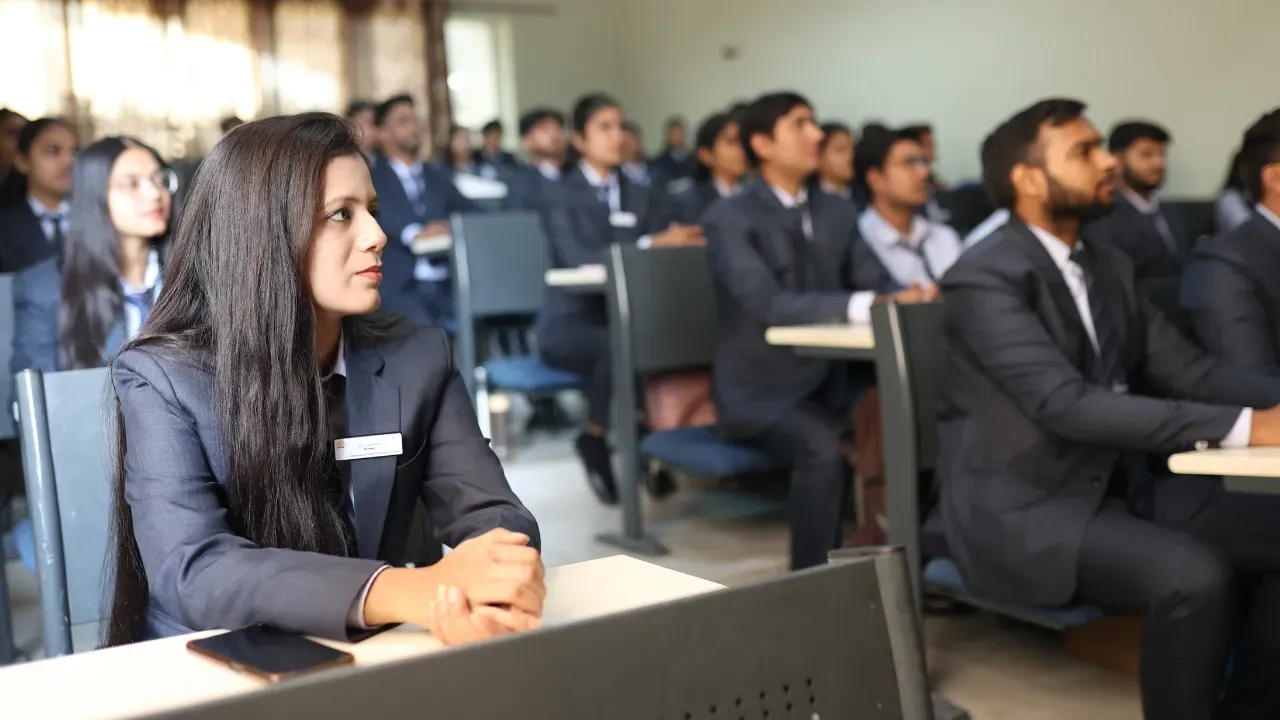 Why an ISB MBA Is the Smart Choice 7 Benefits You Can’t Ignore