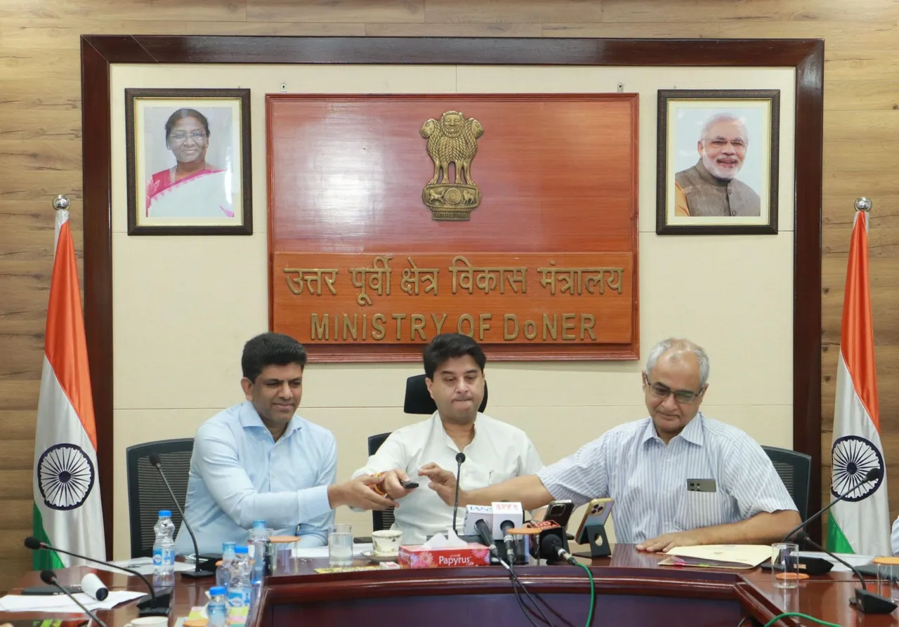 Pic 1- Union Minister Jyotiraditya Scindia Launches India Mobile Congress 2025 Interactive App to Elevate Attendee Experience