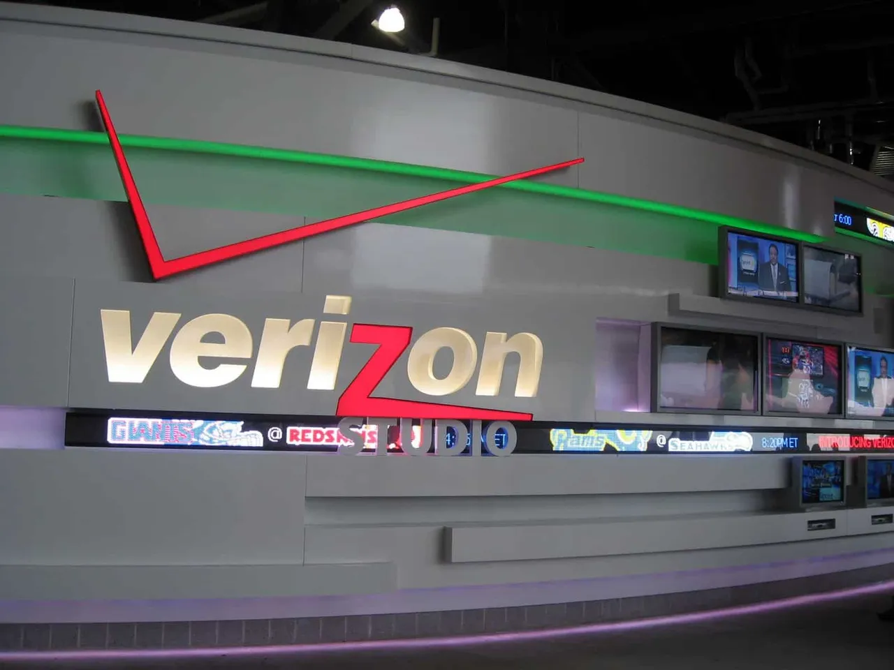 US based wireless network provider Verizon