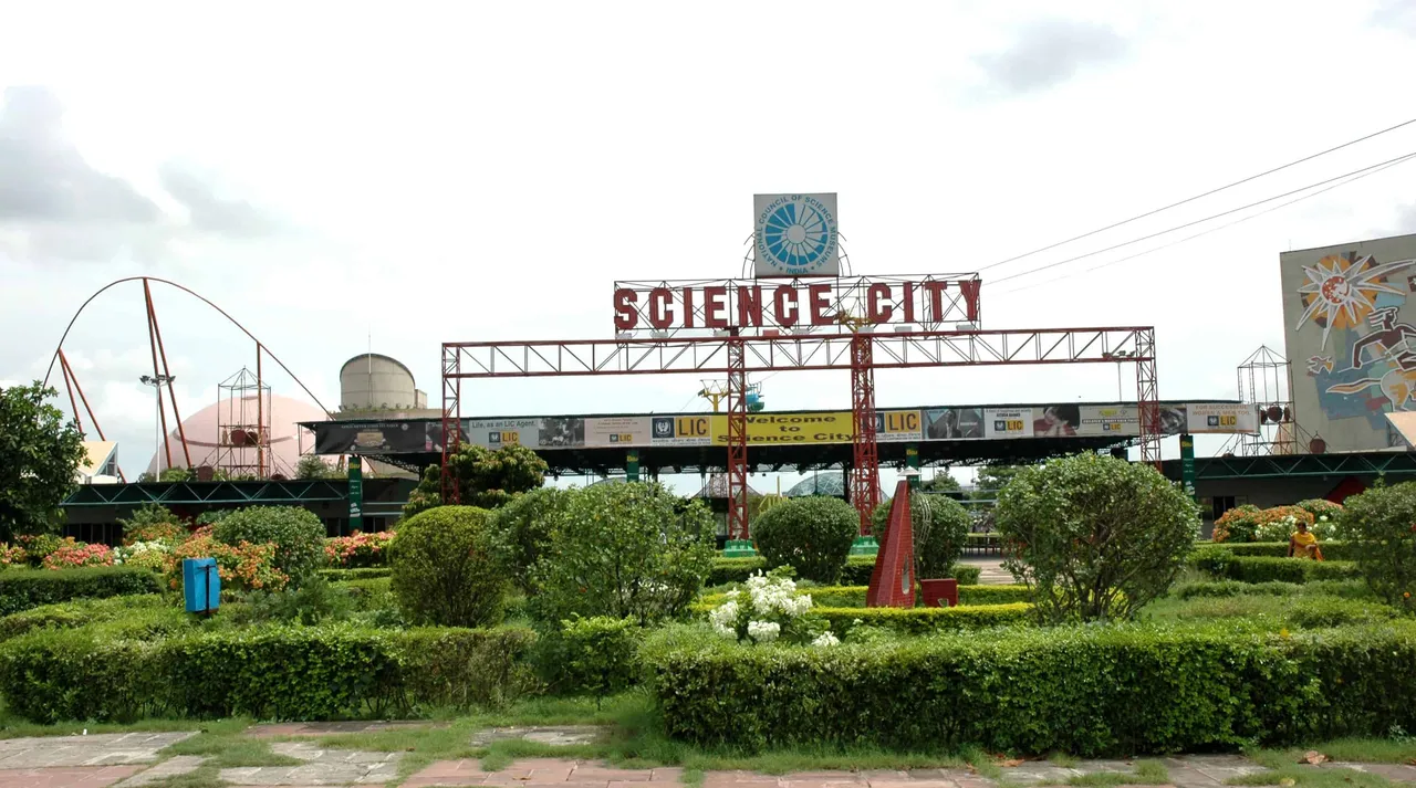 science cities and science centres