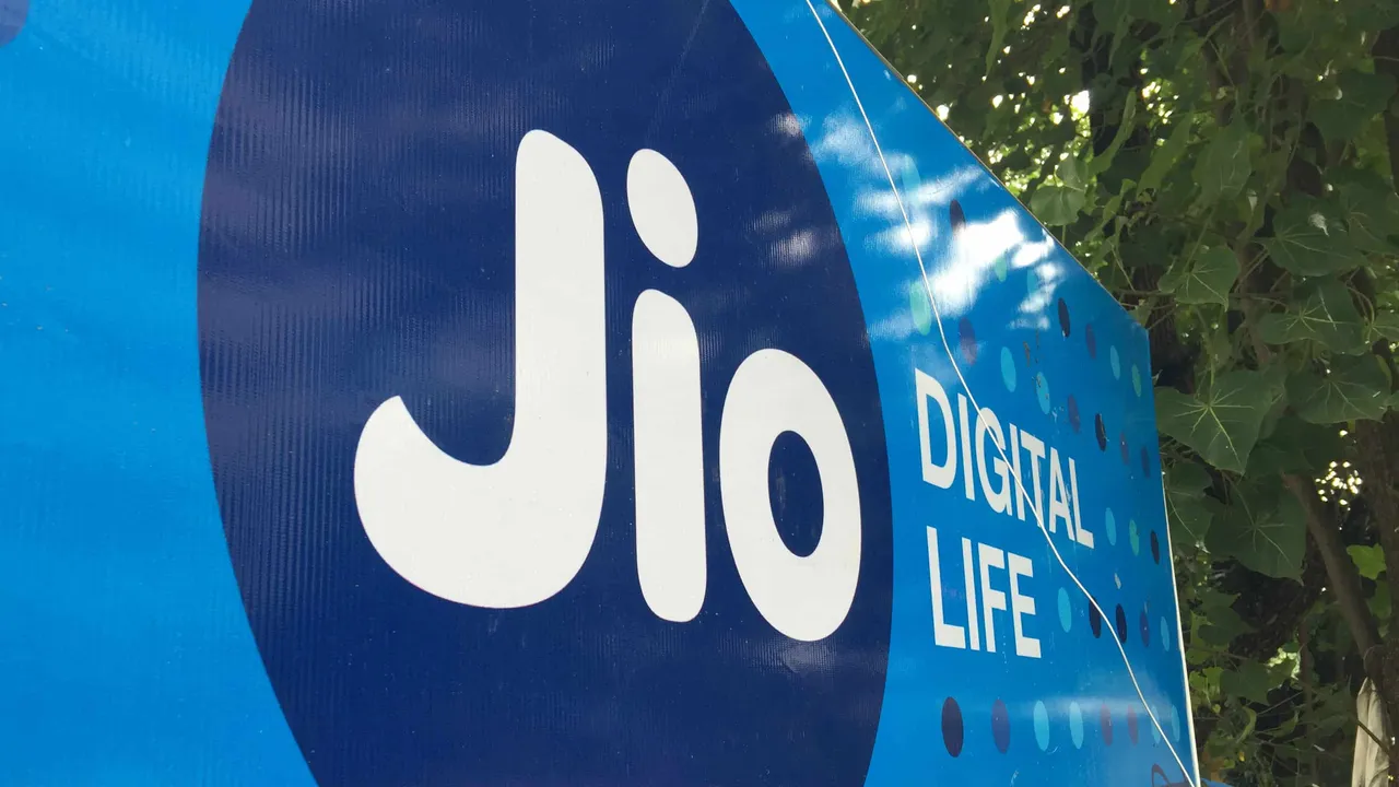 Reliance Jio bring JioPhone Offers