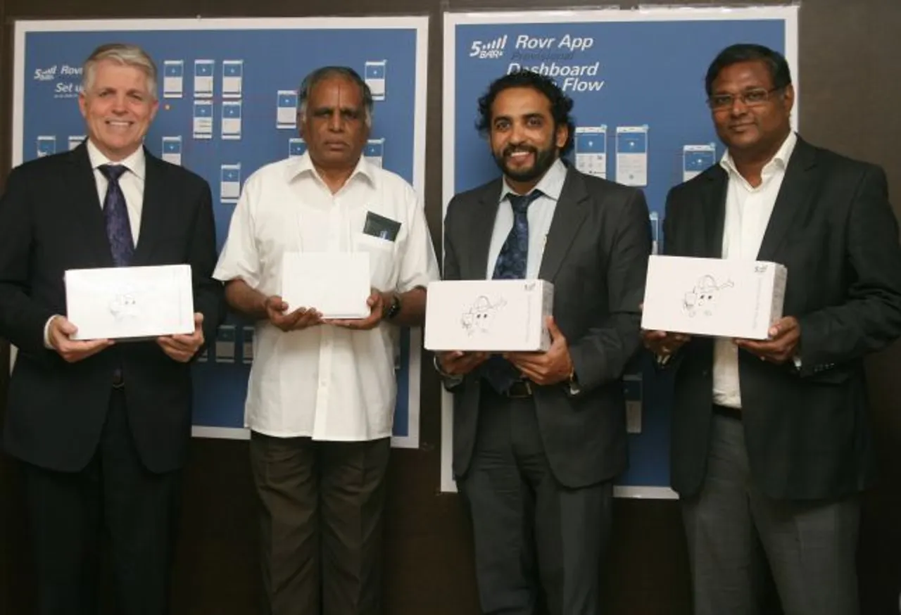 From Left to Right Daniel Bland Sadagopan Director IIIT Bangalore Samartha Nagabhushanam Vasan Paulraj Managing Director Head Financial Sponsors Group Axis Capital Limited e