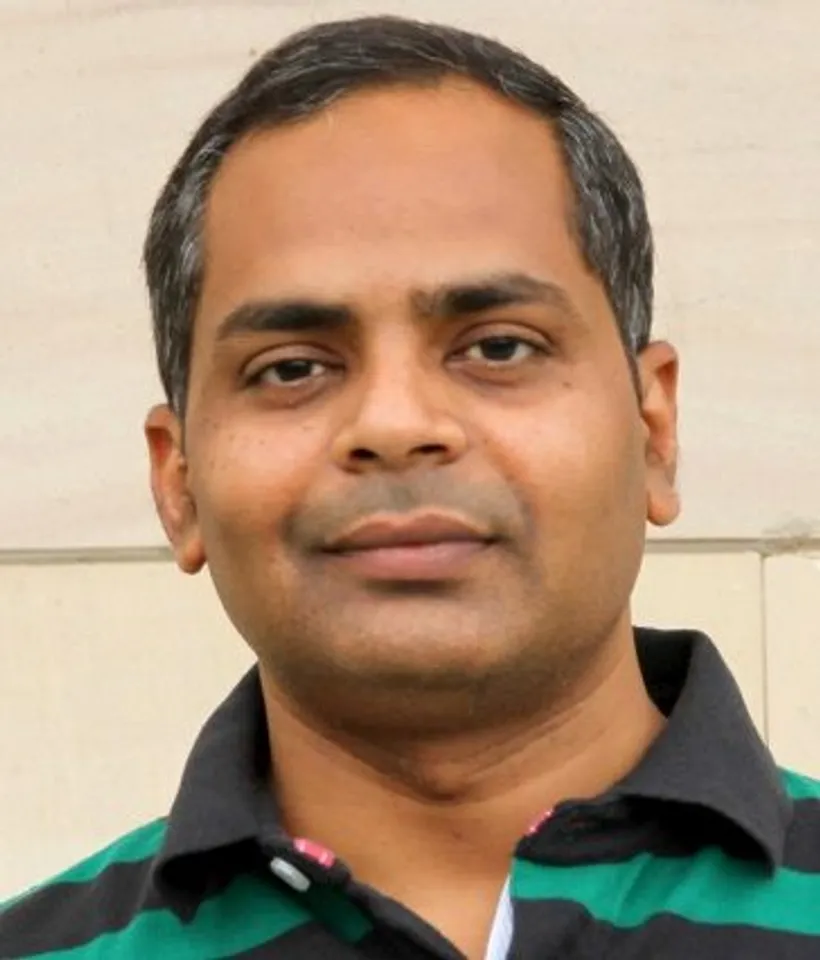 Dr Somitra Image
