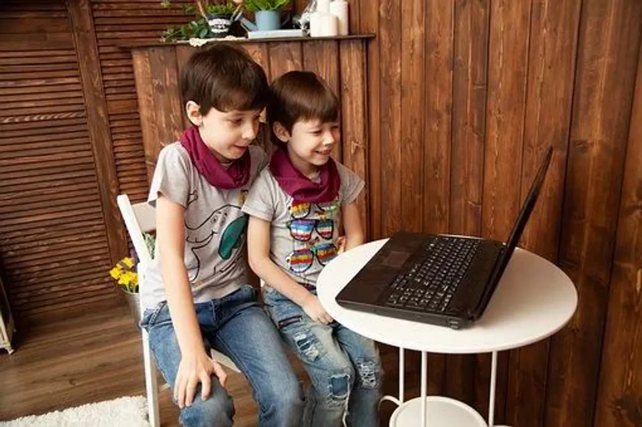 Kids are bored at home because of Coronavirus