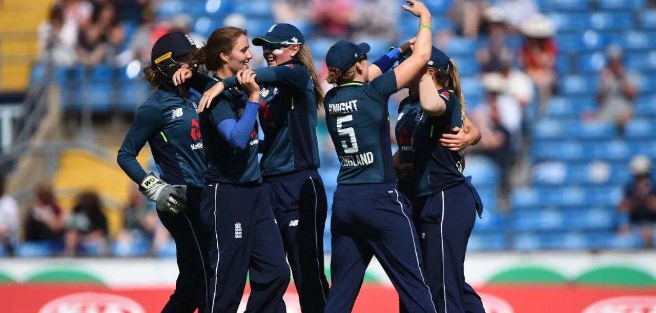 Near perfect England make New Zealand pay penalty