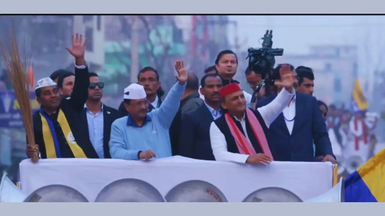 ARVIND KEJRIWAL, akhilesh yadav, road show