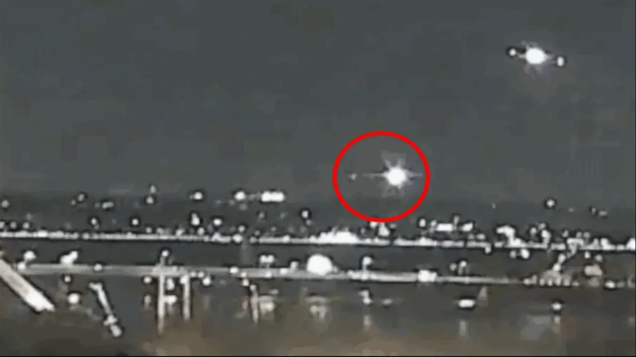 WASHINGTON DS HELICOPTER COLLIDE