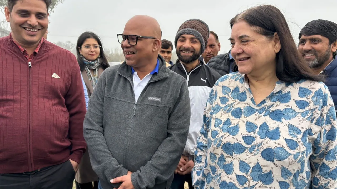 मेनका गांधी 