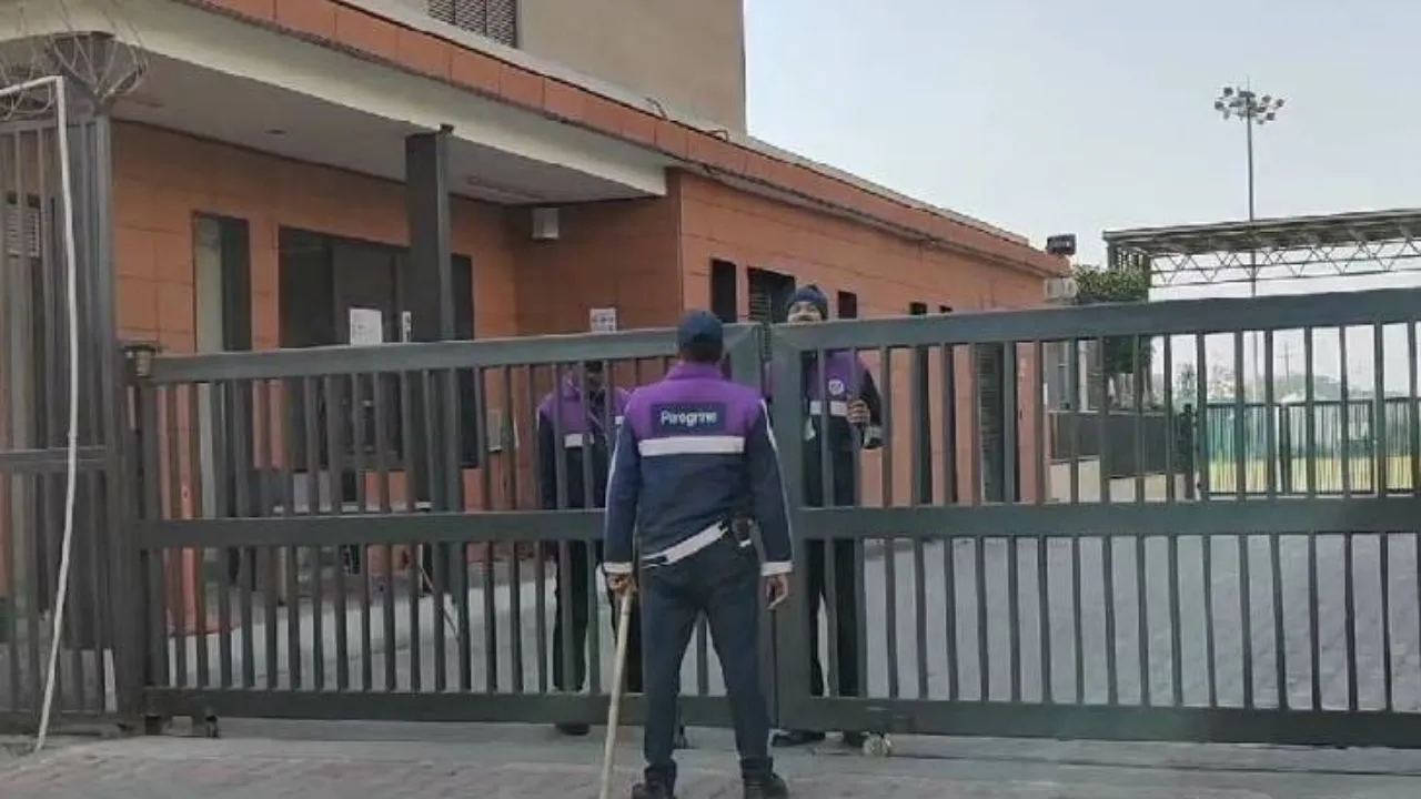 Noida School