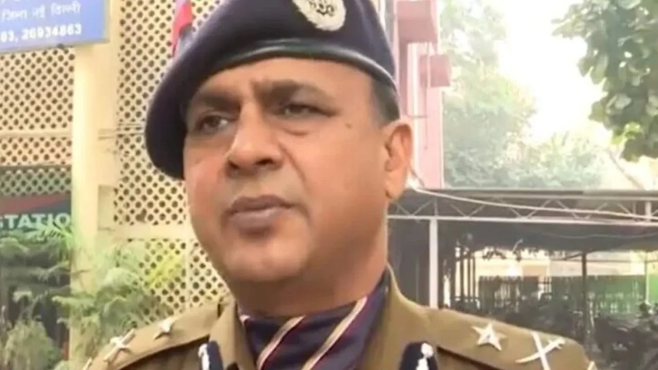 विशेष पुलिस आयुक्त देवेश चंद्र श्रीवास्तव
