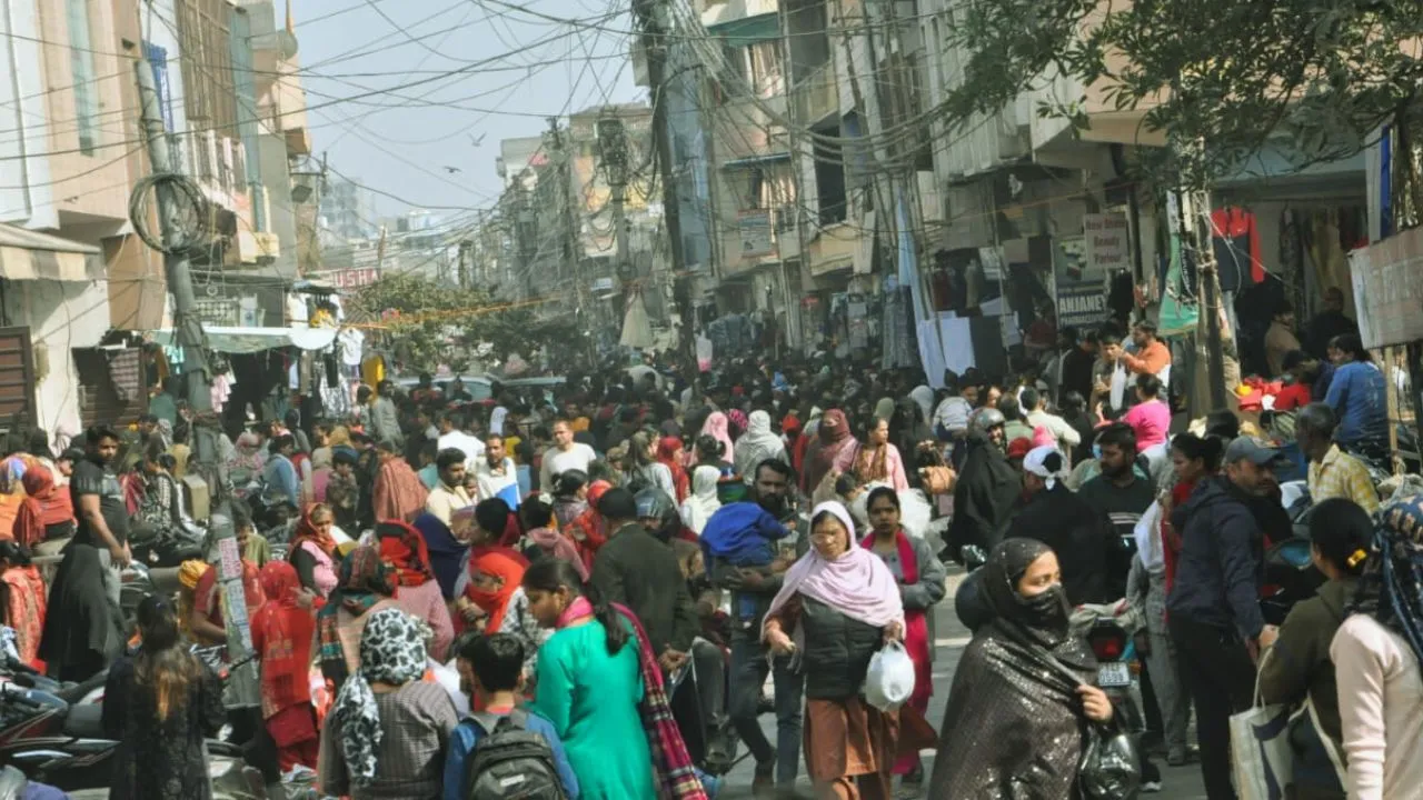 Sunday market gzb