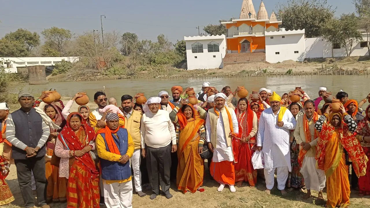 Akhileshwar temple