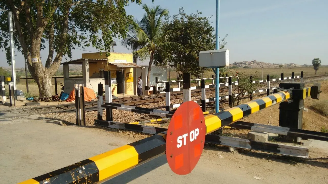 railway crossing