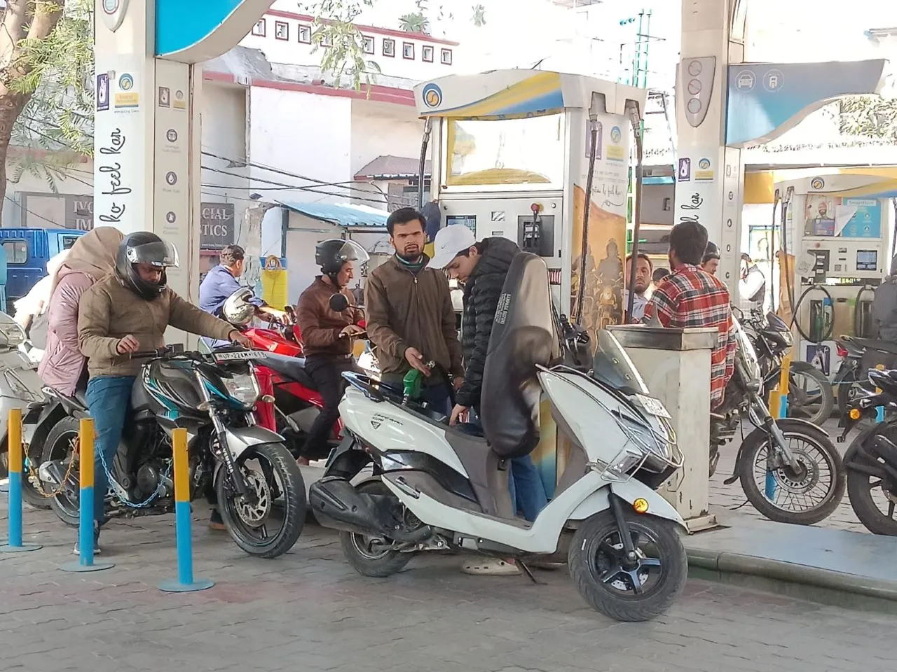 Petrol Pump 1