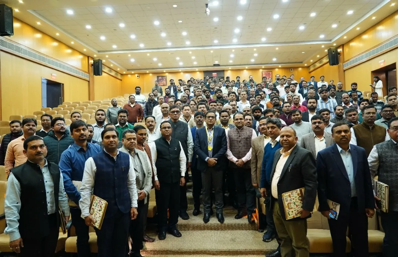 कार्यशाला के दौरान की तस्वीर 