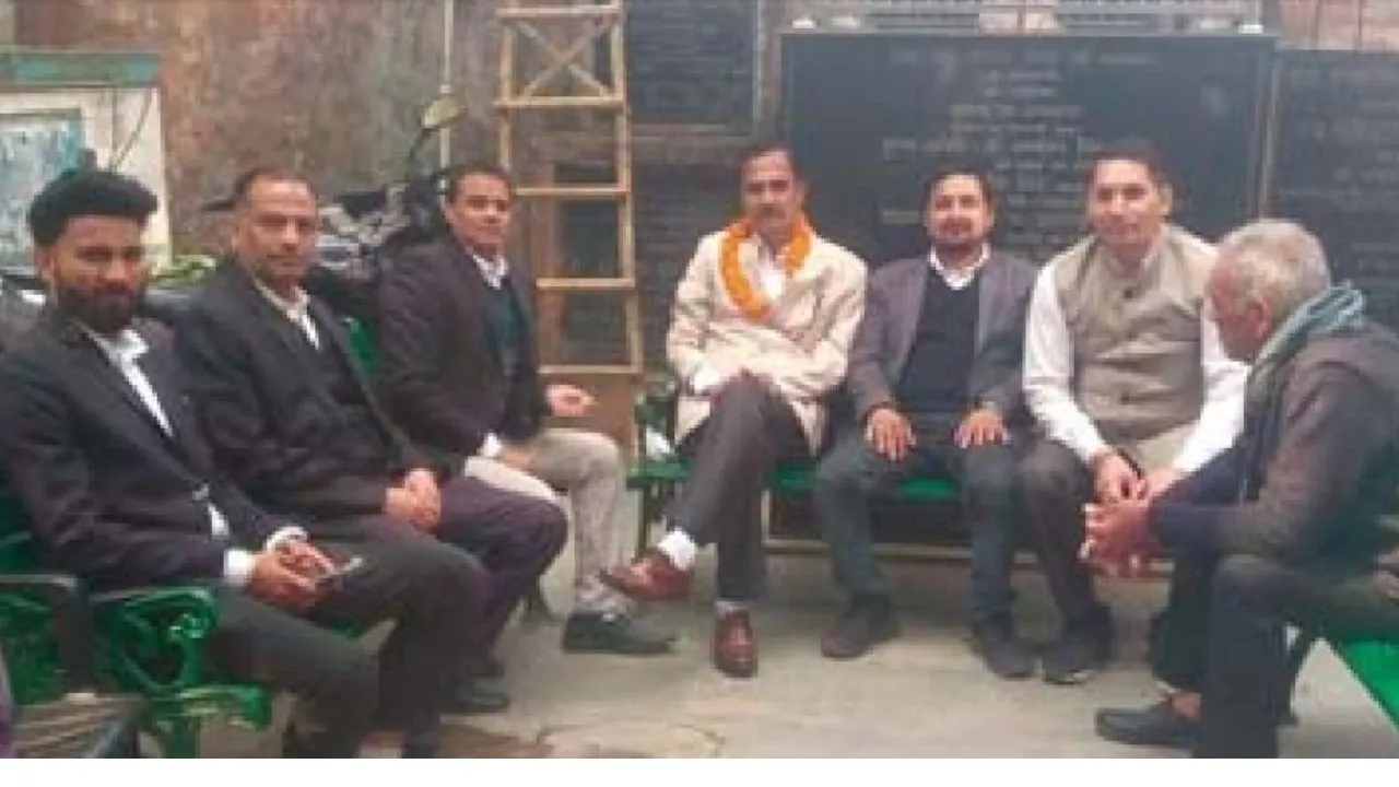 अधिवक्ताओं का धरना 