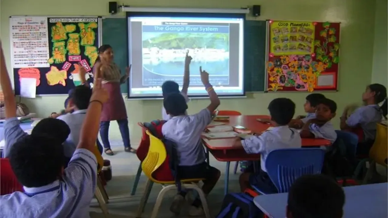smart classes run 400 council schools