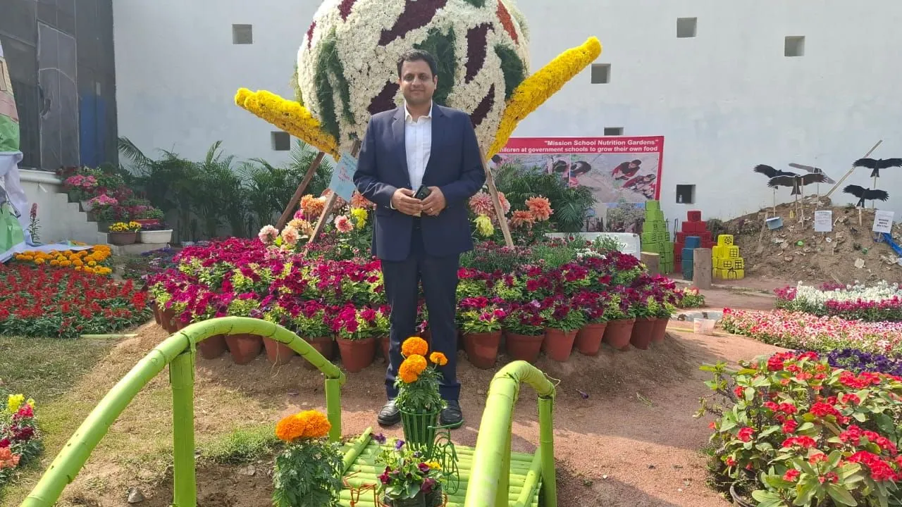 फ्लावर शो का किया गया आयोजन
