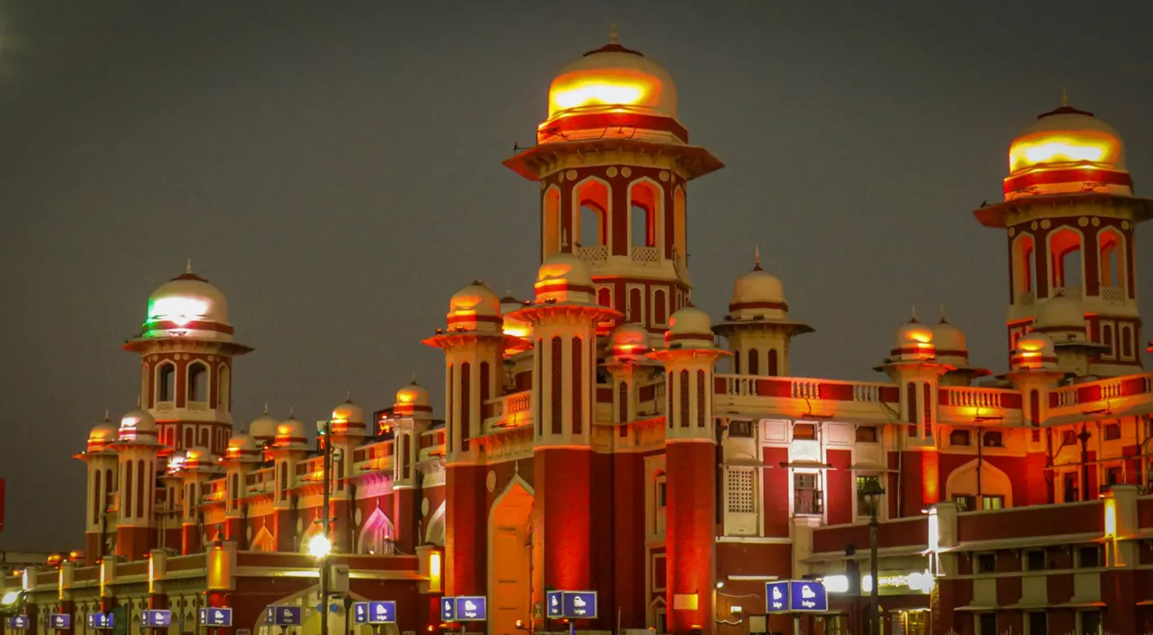 Charbagh Railway Station