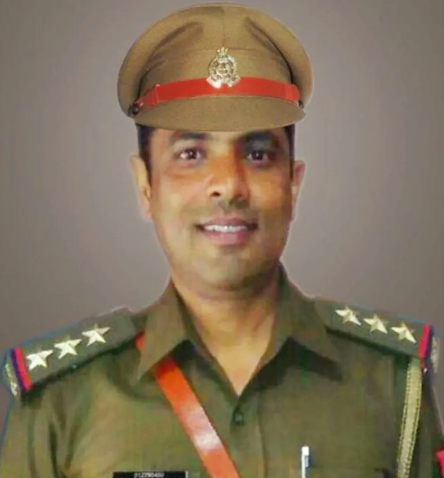 िि