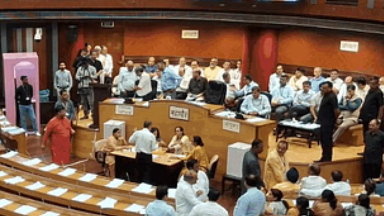 DELHI MCD