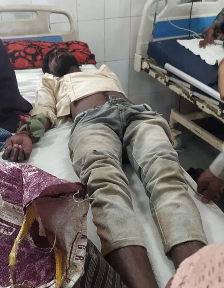  सांप के काटने से युवक की हालत गंभीर