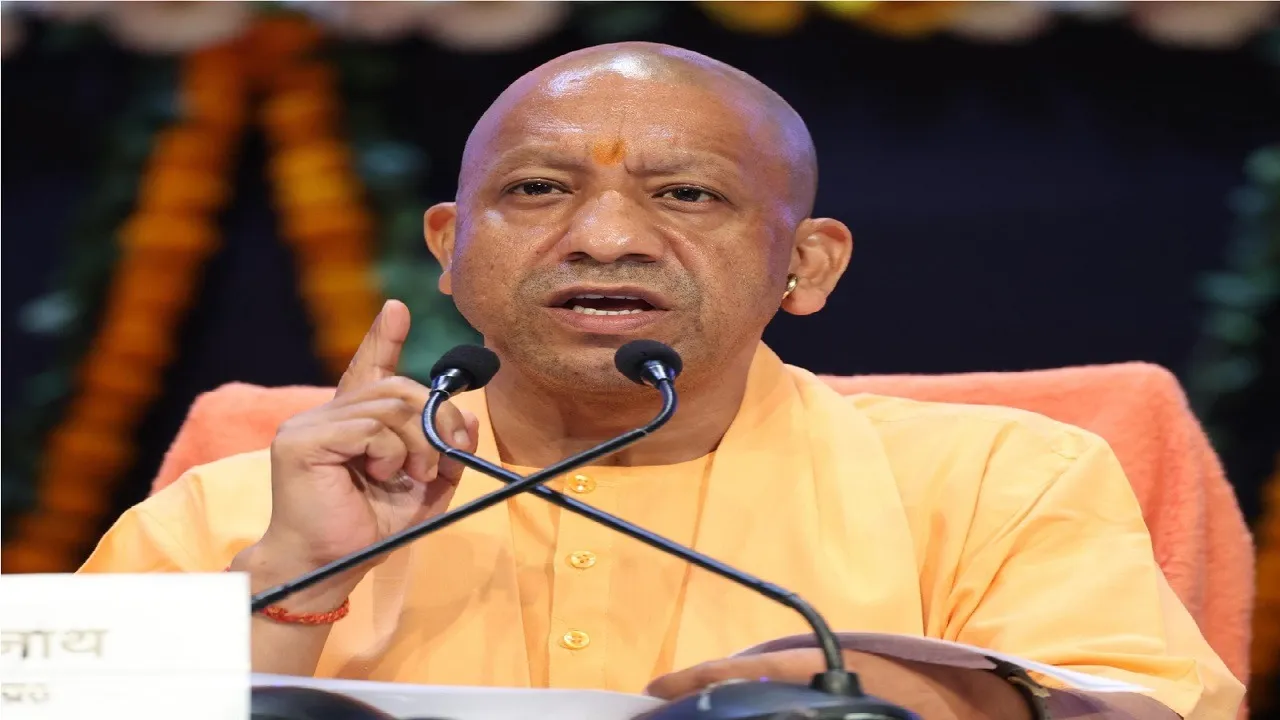 योगी सरकार के आठ साल में 8 बड़े फैसले