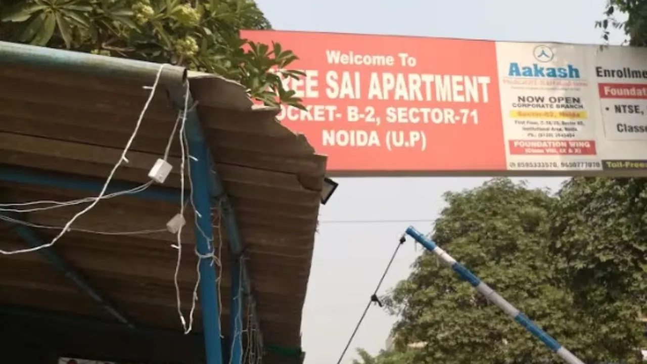 Noida में RWA चुनाव पर विवाद, चुनाव अधिकारी बदले जाने का आदेश