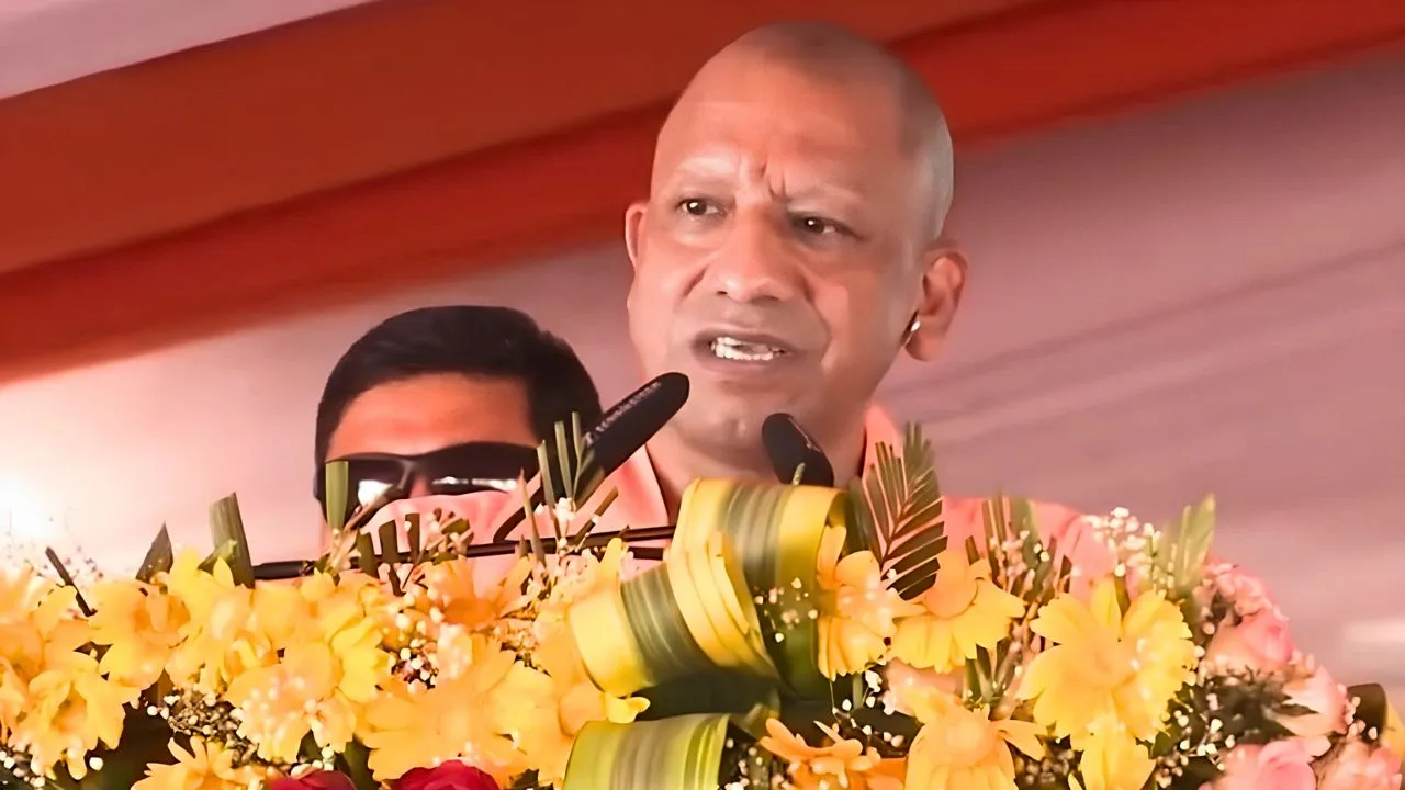 CM Yogi attended religious gathering saints Agra