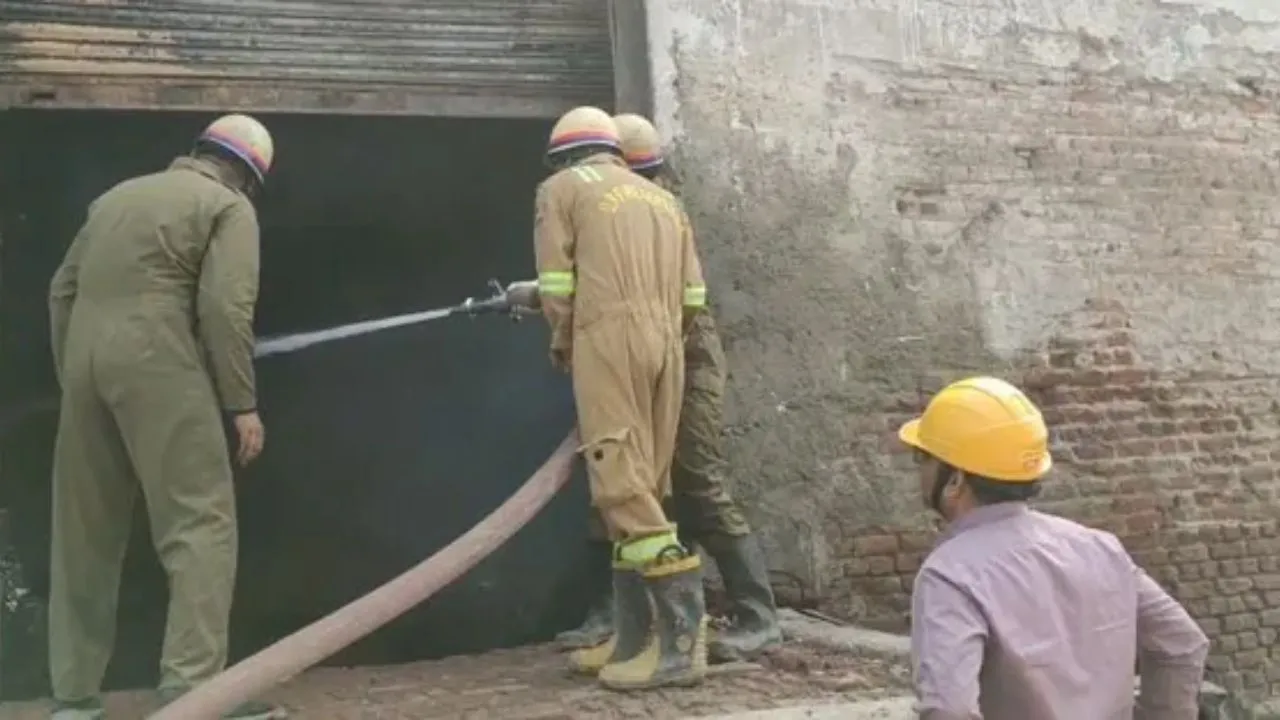 GHAZIABAD FIRE-1