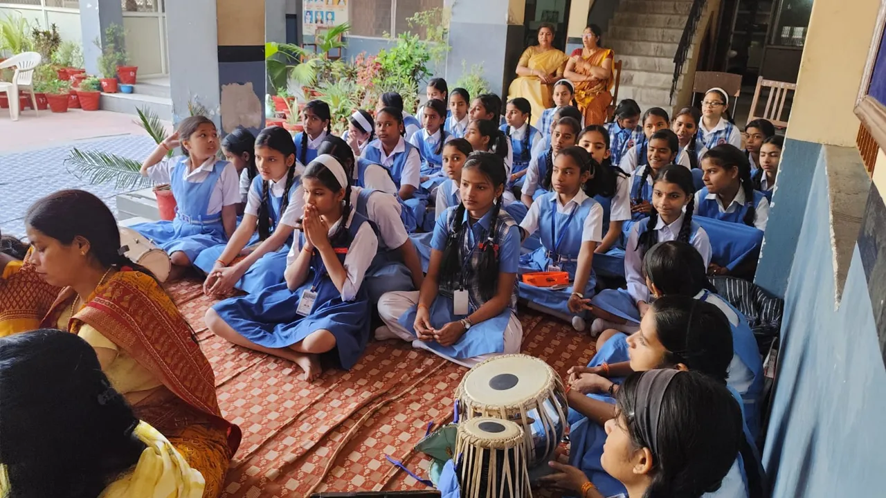 Kanti Kapoor Saraswati Balika Vidya Mandir