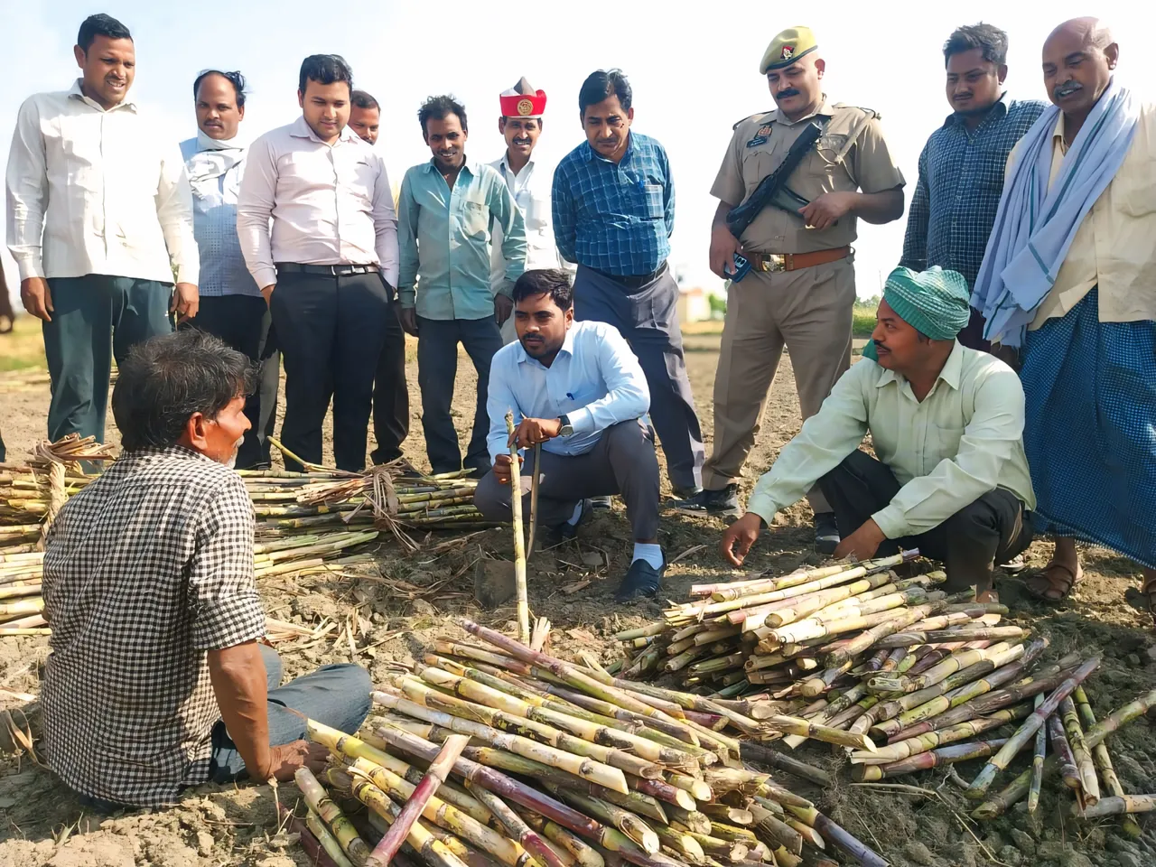 खेत बना क्लासरूम 