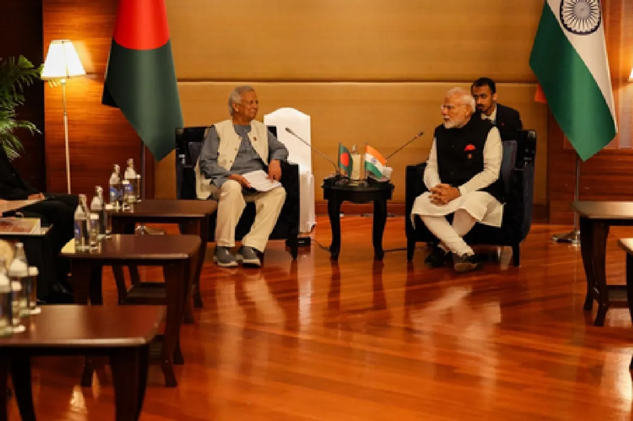 MEET PM MODI DR YUNUS