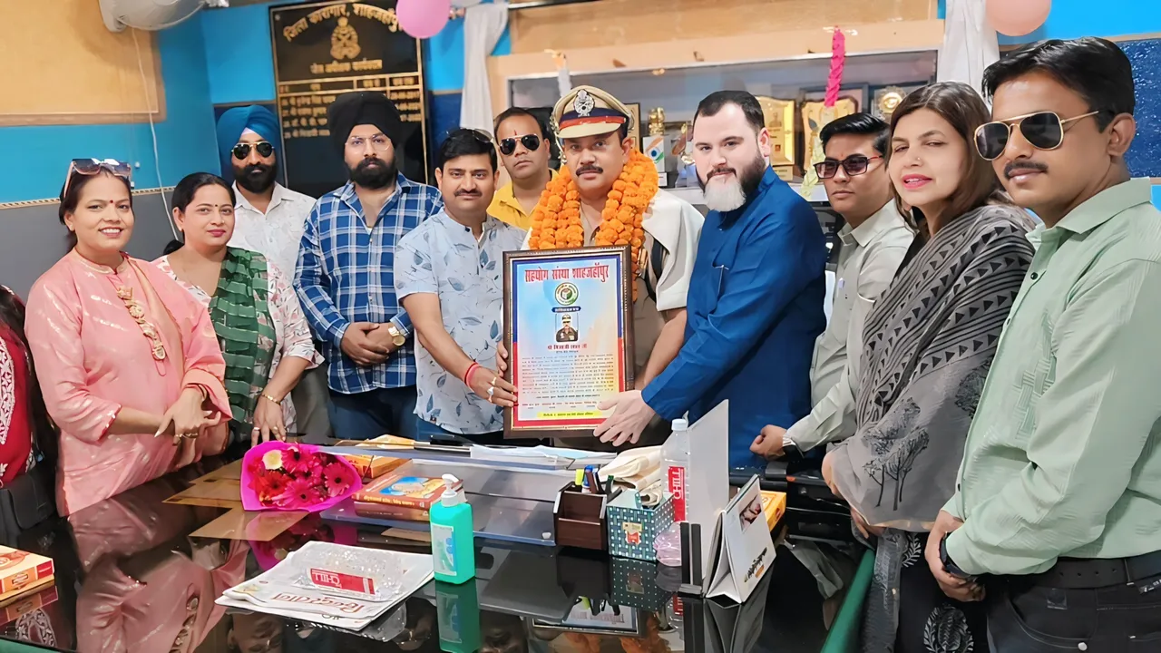 मिजाजी लाल को मिला प्रमोशन का तोफा 