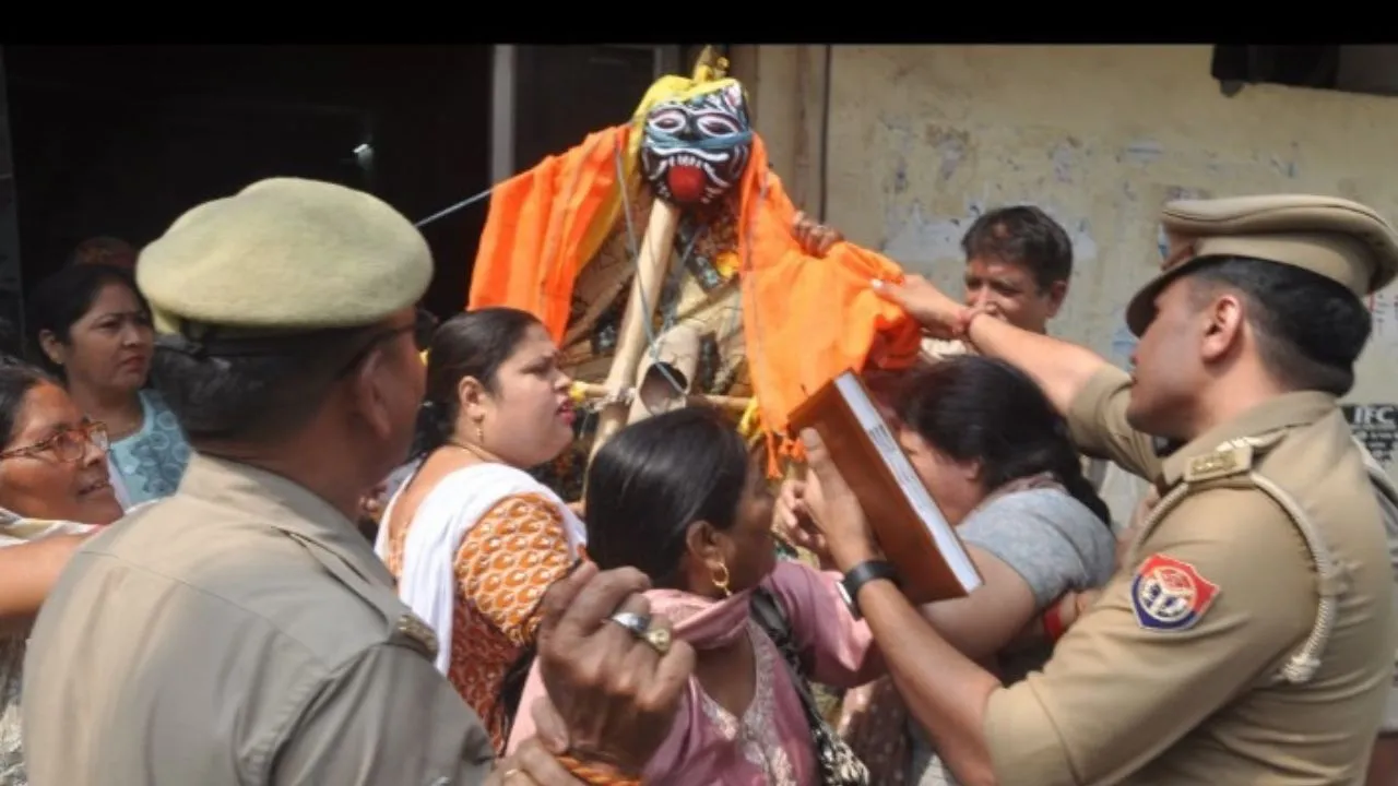 सपा का विरोध प्रदर्शन