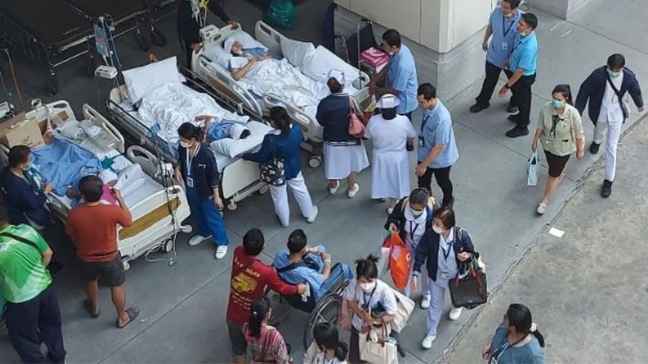 सूरत की डायमंड कंपनी में एक साथ 118 कर्मचारी बीमार, वजह जानकर रह जाएंगे दंग