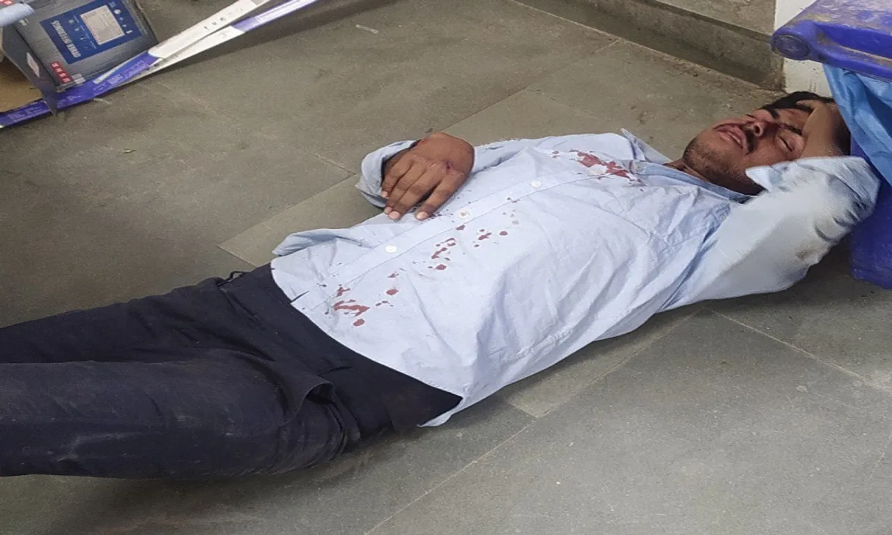 युवक गंभीर रूप से घायल