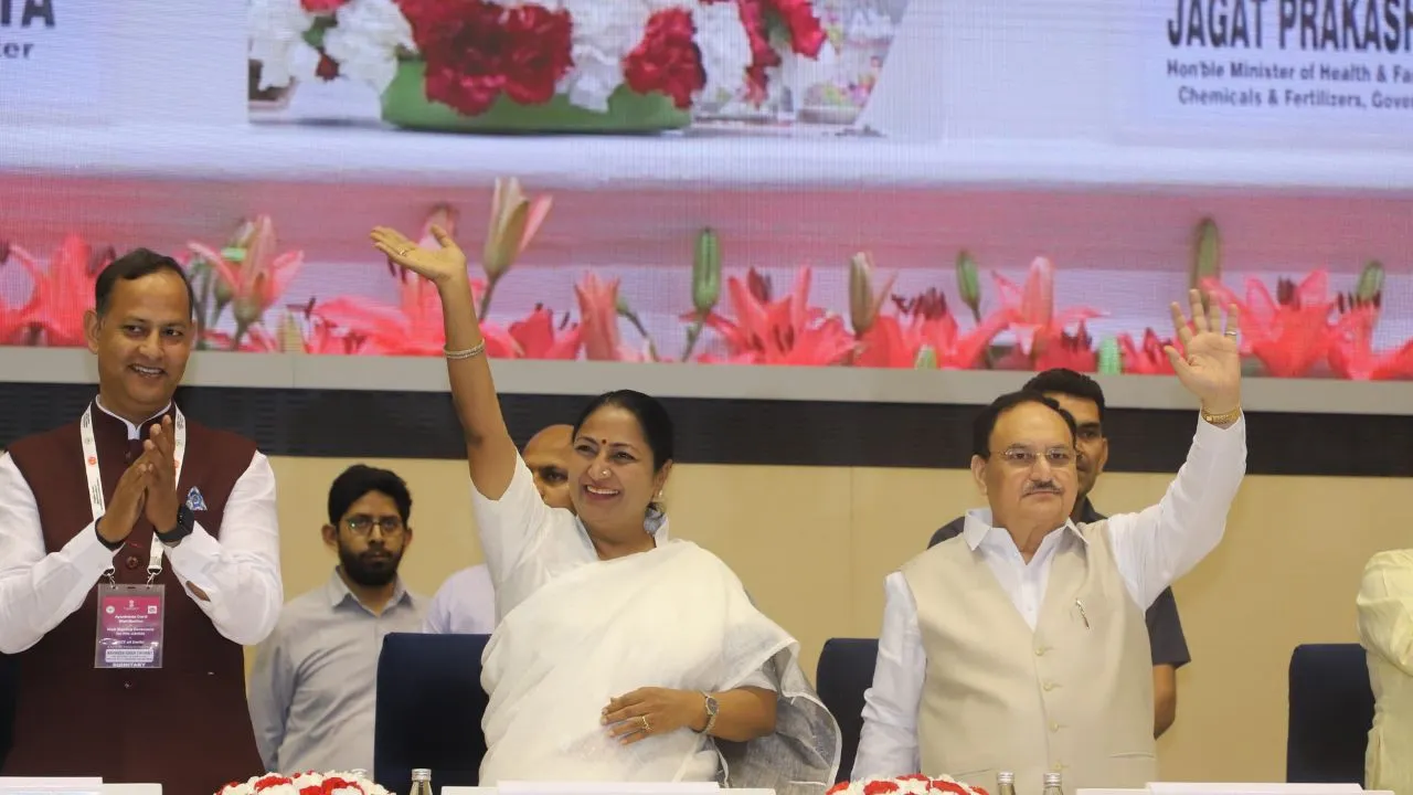 rekha gupta, ayushman bharat