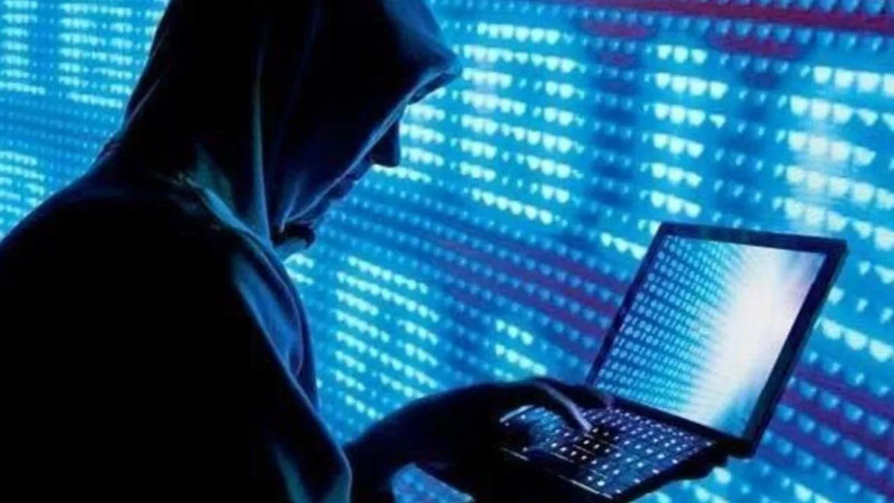 चकेरी में साइबर क्राइम का मामला सामने आया है।