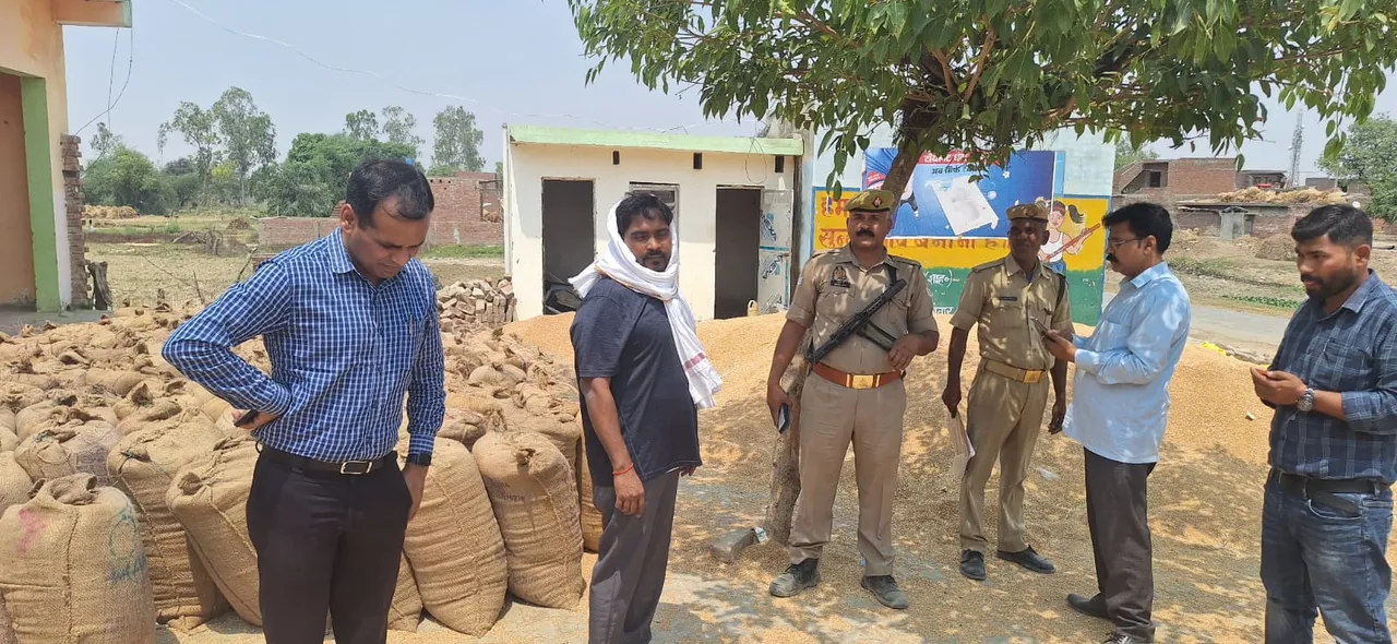 किसान बनकर ADM ने मारा छापा