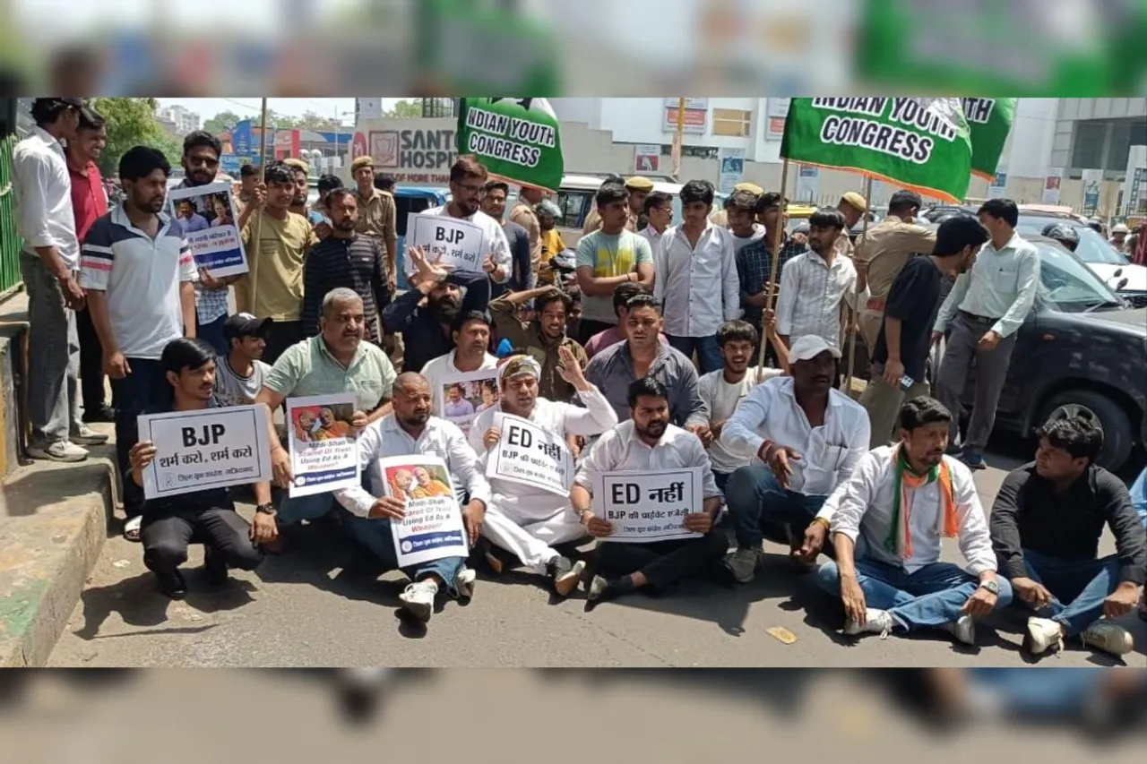 Ghaziabad: ईडी की कार्यवाही के खिलाफ युवा कांग्रेस ने हल्ला बोला