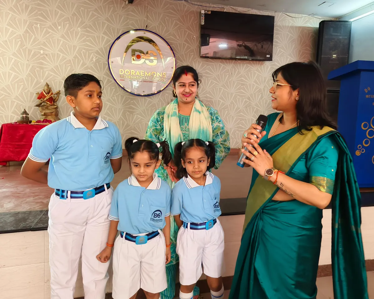 डोरेमोन स्कूल दीप माला 