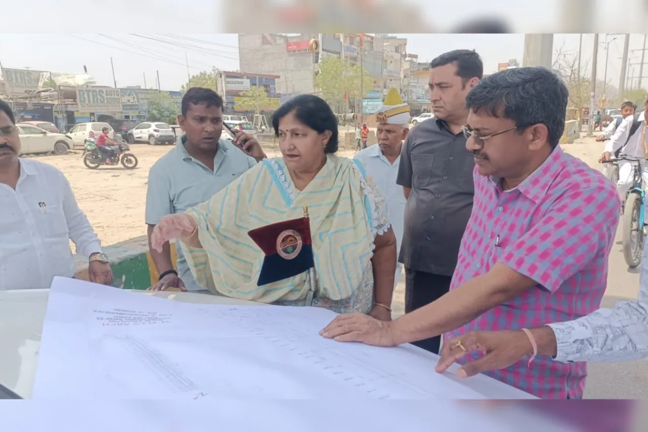 महापौर सुनीता दयाल ने किया शहर का निरीक्षण, NH-9 से तिगरी गोल चक्कर तक होगा सौन्दर्यकरण