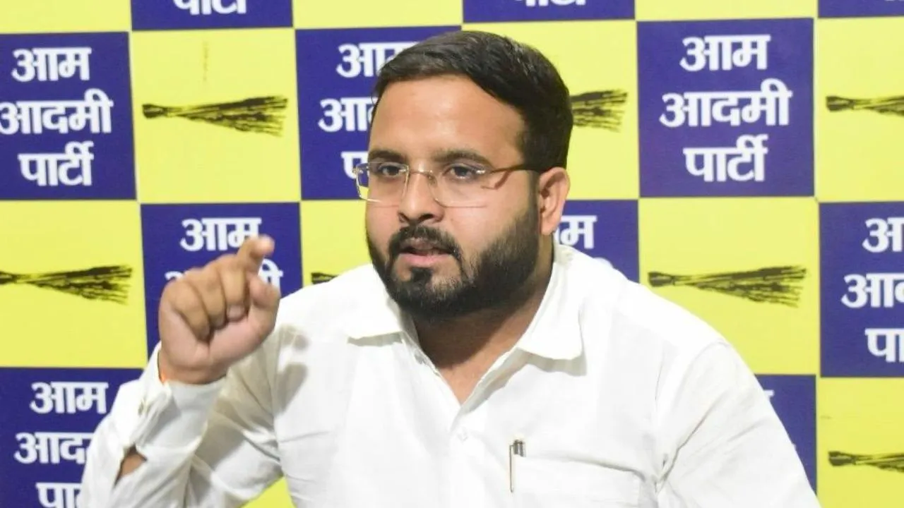 aap spokesperson vansraj dubey