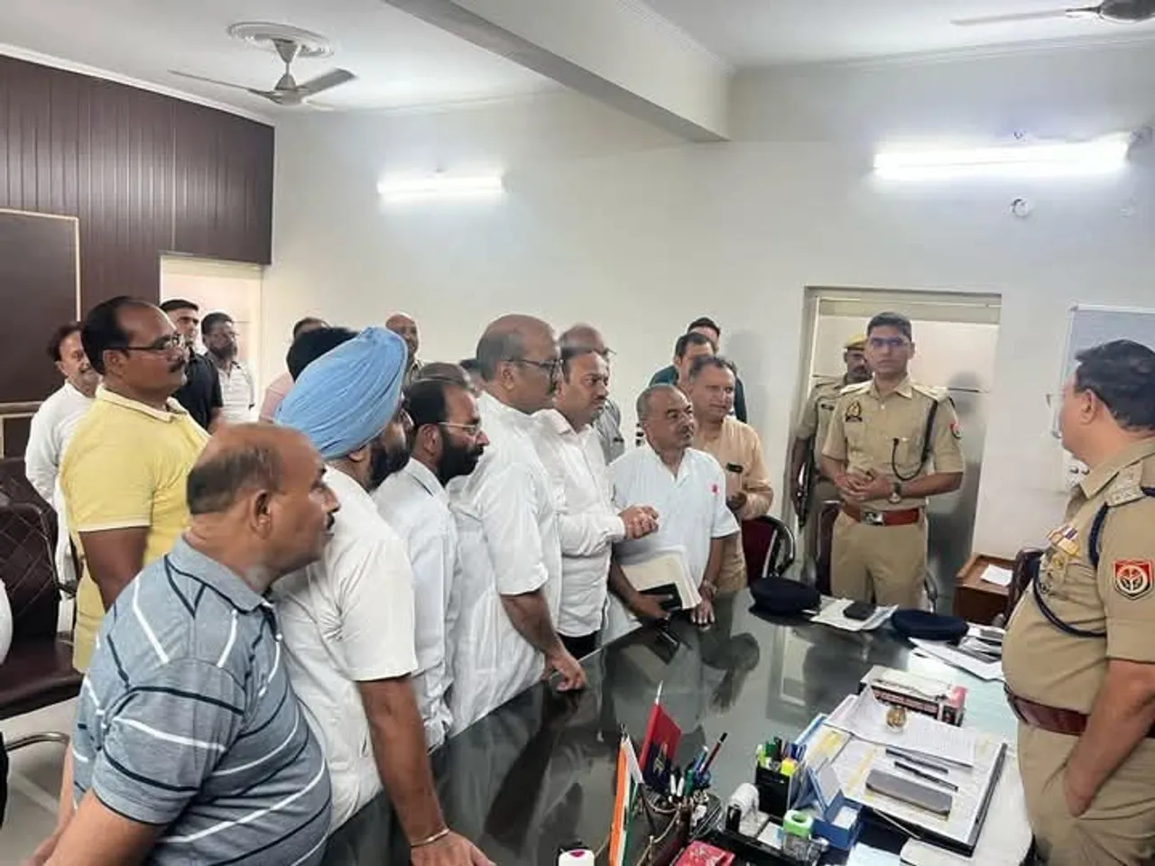 व्यापारियों का प्रदर्शन