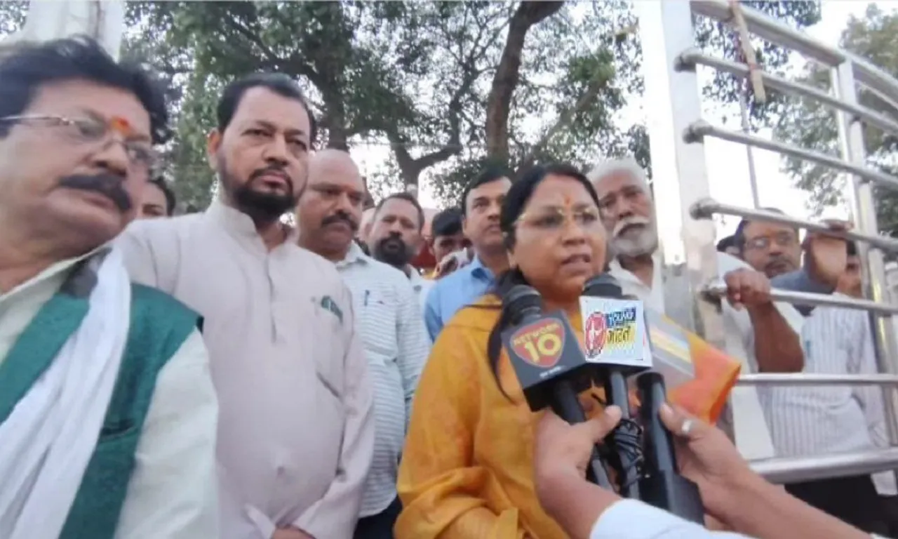 नगर निगम ने किया कैंडल मार्च