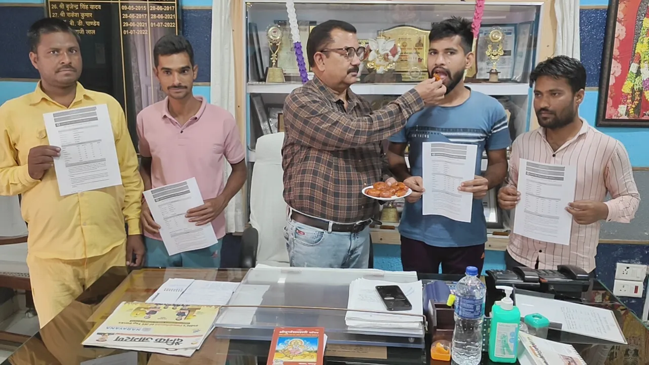 जेल अधीक्षक मिजाजी लाल 