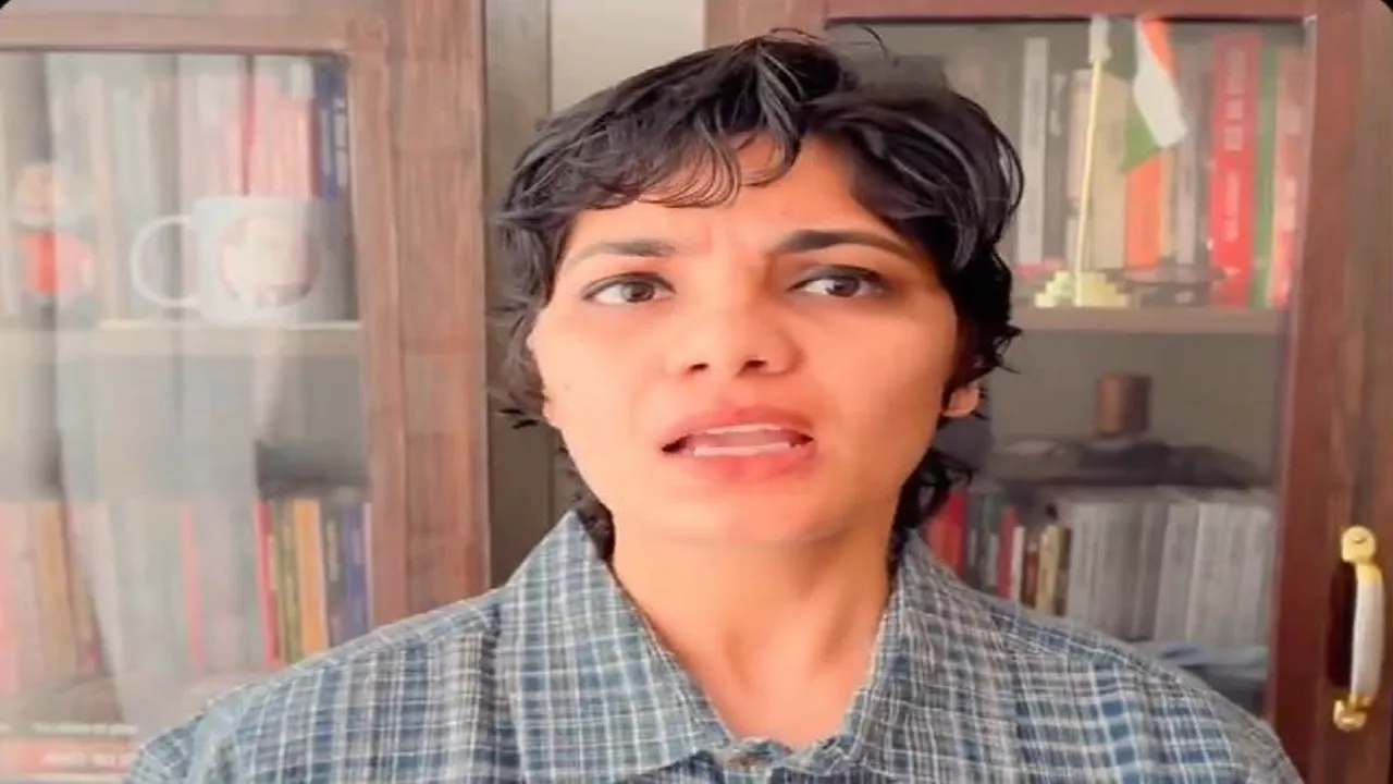 लोक गायिका नेहा सिंह राठौर