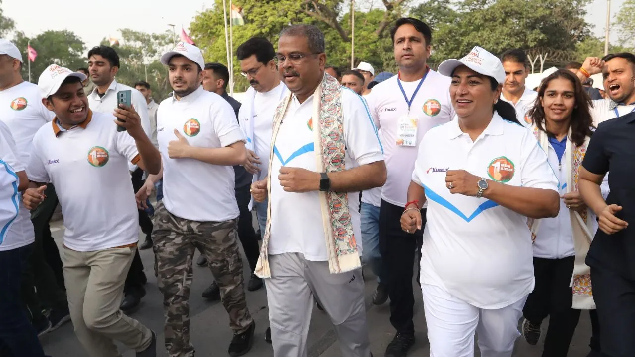 CM Rekha Gupta joined Run for One Nation, One Election said People money will be saved